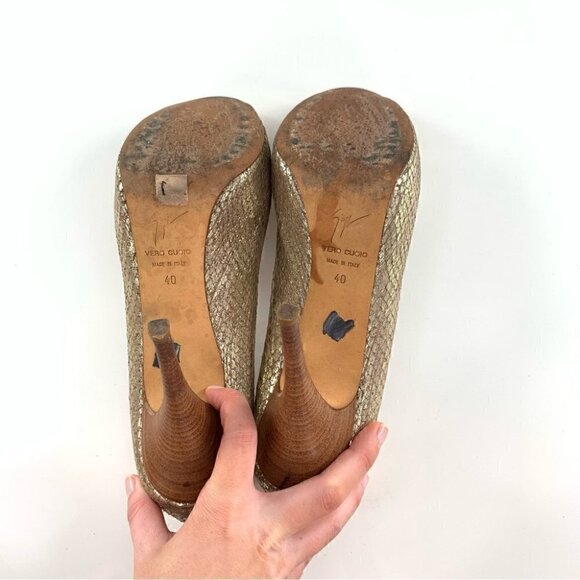 Giuseppe Zanotti heels 40 gold Italian leather snakeskin embossed platforms - Picture 7 of 15